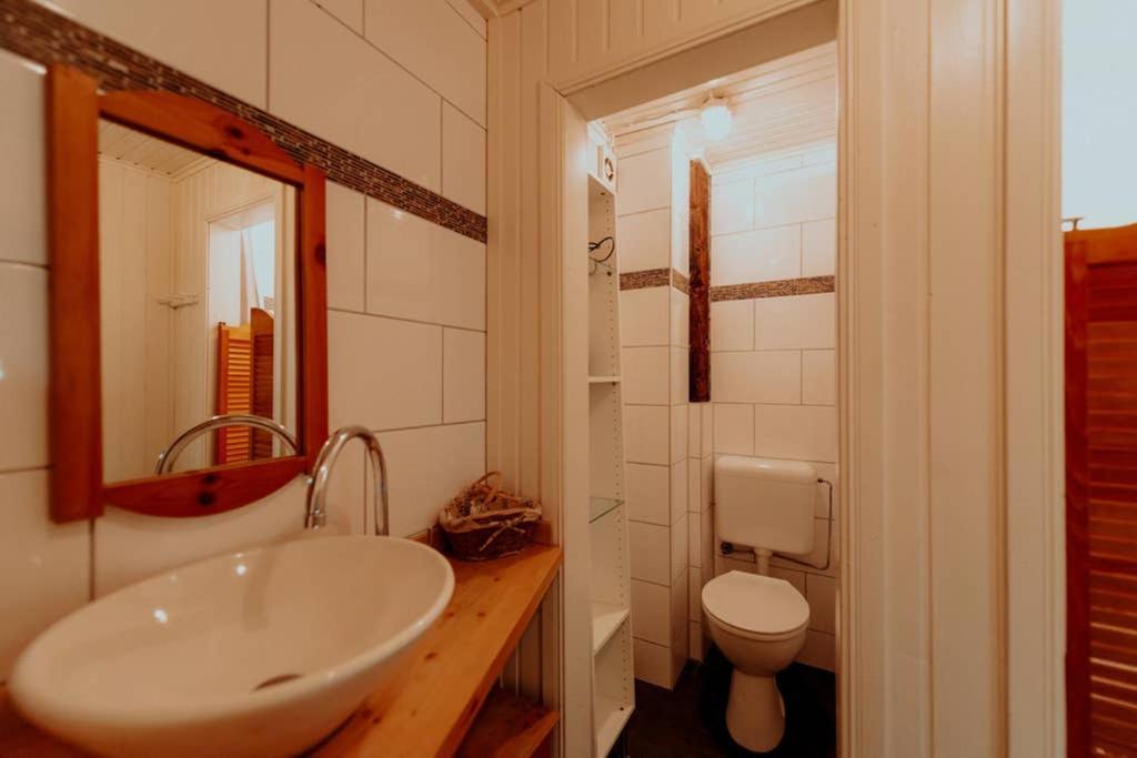 Landhaus Kurzenmoor Remise 100 Qm Seester ภายนอก รูปภาพ